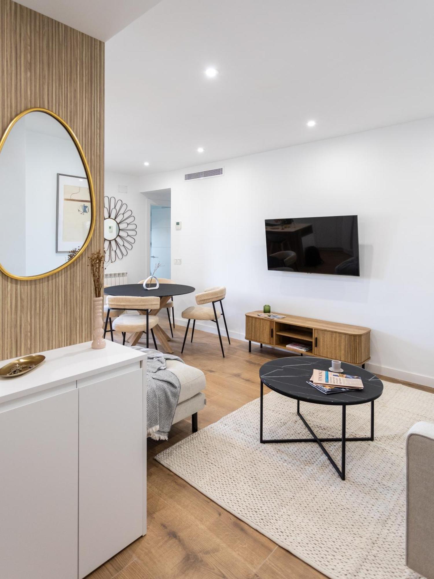 Apartamento Lagunaria - Con Despacho En Retiro,