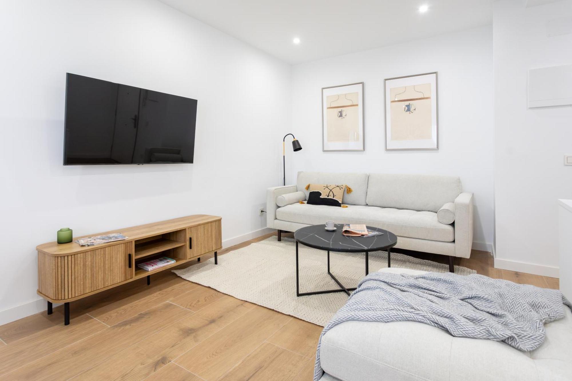 Apartamento Lagunaria - Con Despacho En Retiro, *